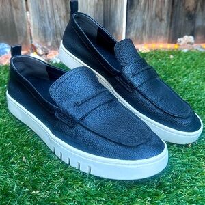 Vionic Chantel Black Leather Casual Loafers